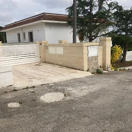 Perla Bianca Terrazza E Parcheggio -polignano A Mare Βίλα